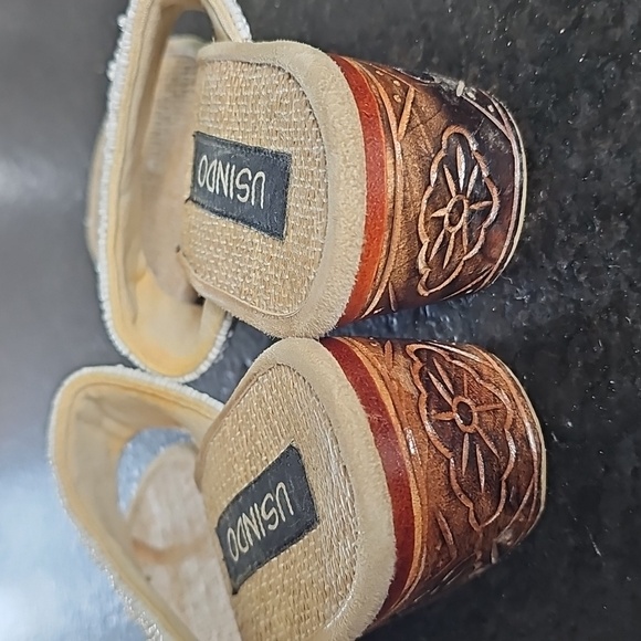 Usindo Beaded Sandals Size 6 - Picture 5 of 7